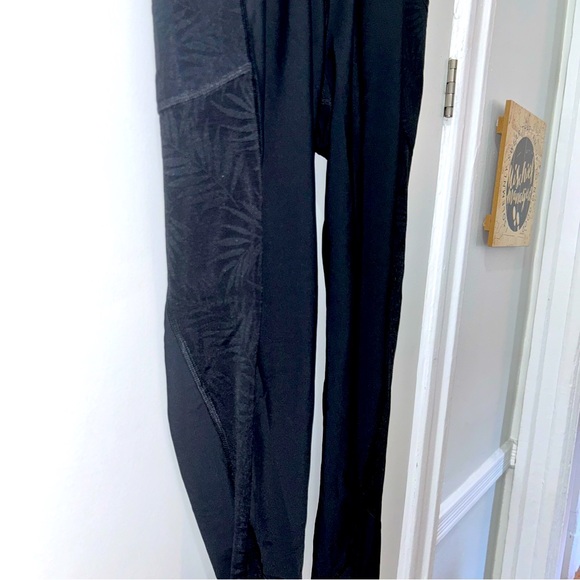 Victoria’s Secret Black Leggings with Mesh Detail - Picture 3 of 5